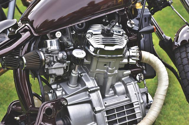 Motorcycle engine with air filter