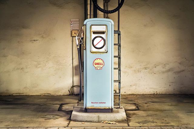 Gas pump with Shell logo