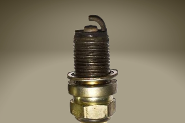 Spark plug with center electrode tip worn out