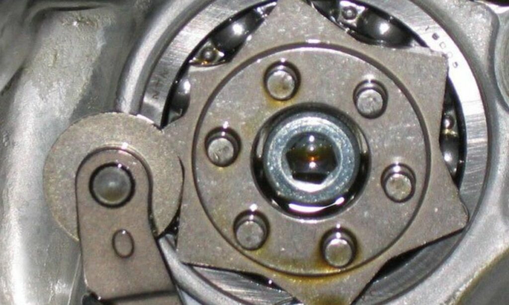 star detent shift in a motorcycle gear transmission