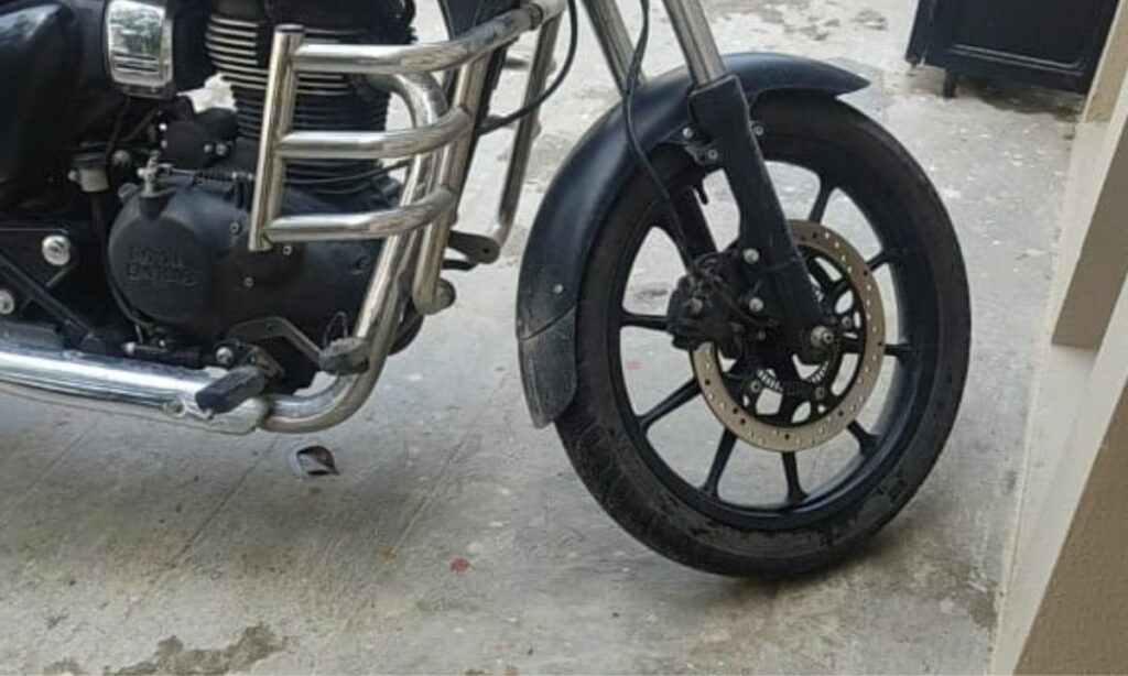 Front wheel with disc brake