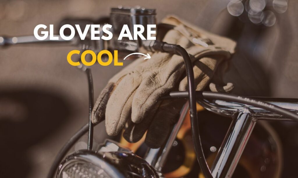 Motorcycle gloves advantages - thumbnail